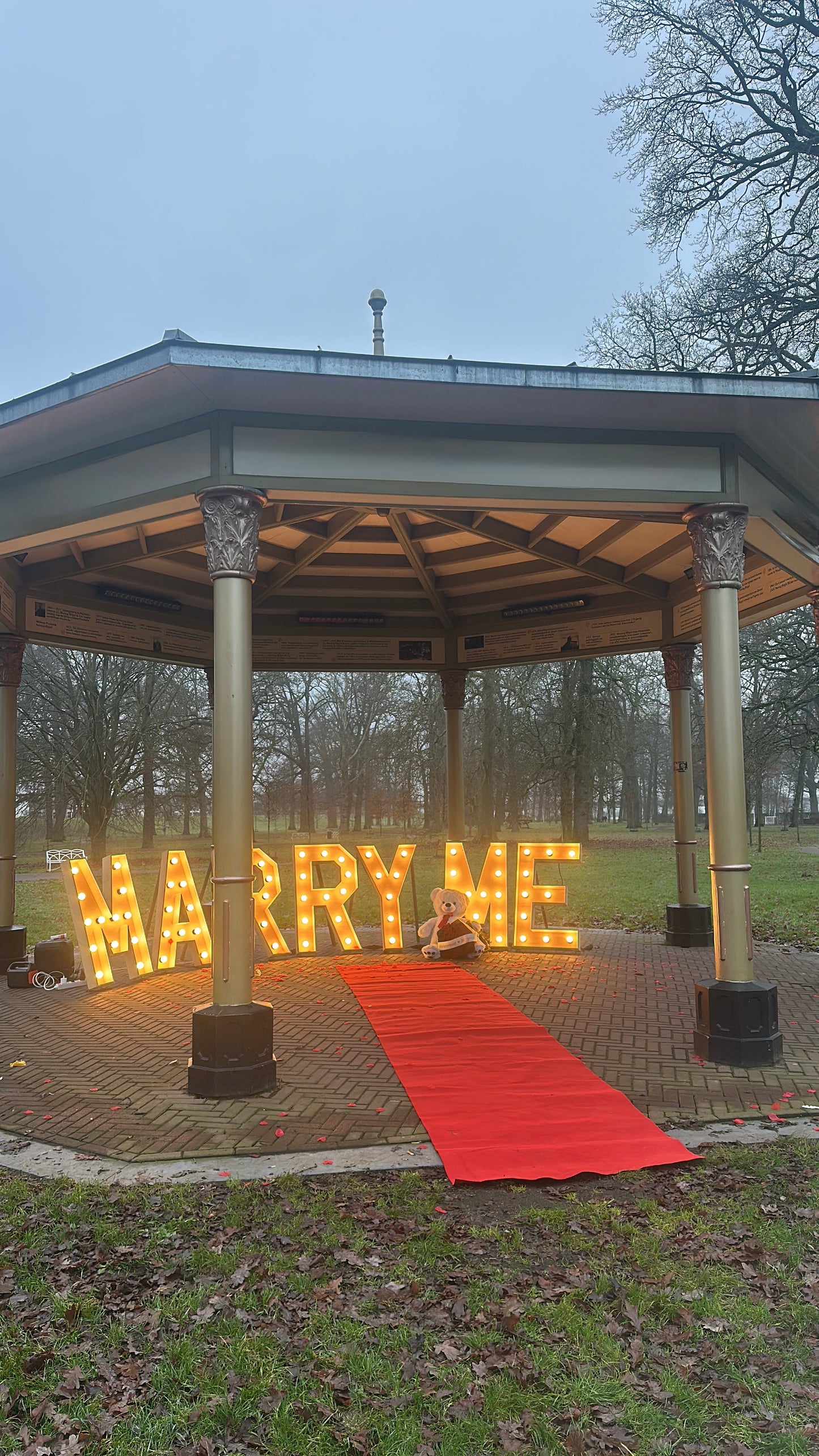 Tempel in het park