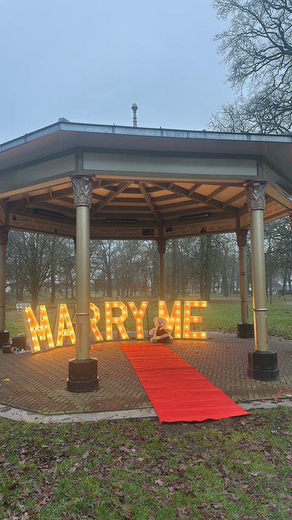Tempel in het park
