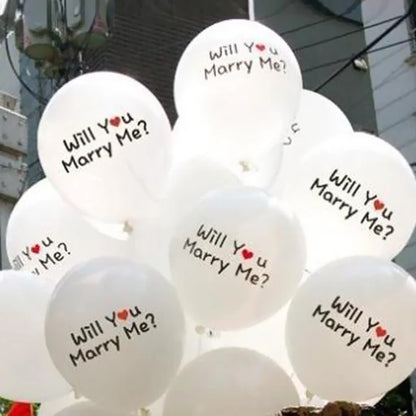 „Willst du mich heiraten?“-Ballons