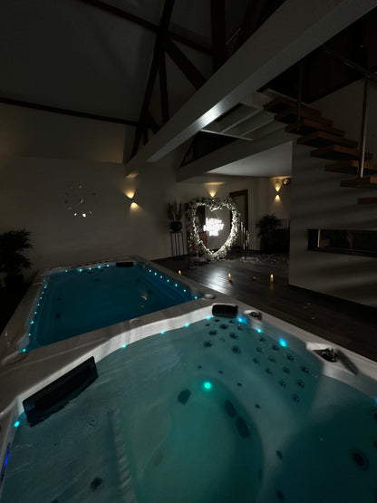 Deluxe Spa Suite